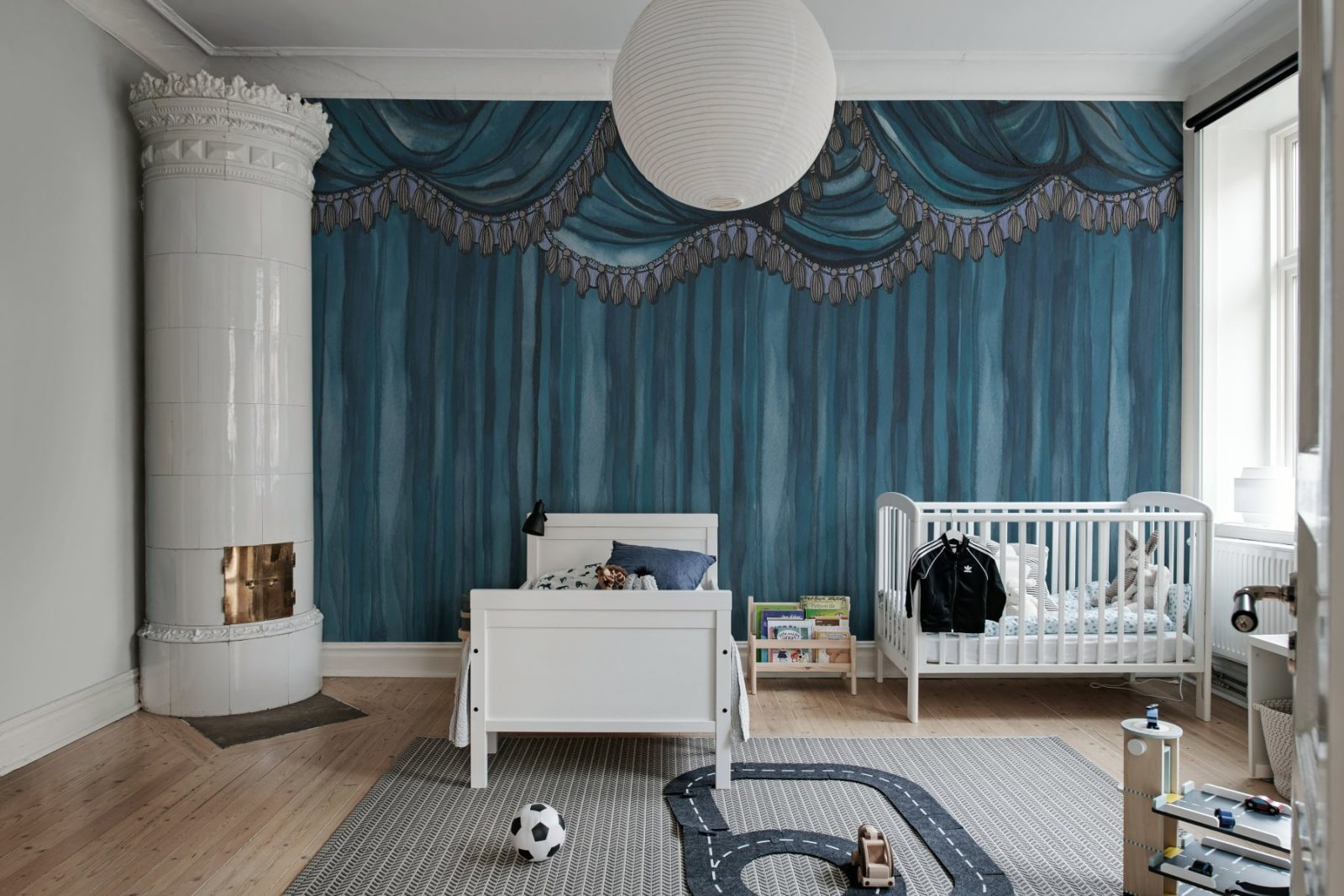 Behind the Curtains, Blue, Rebel Walls 3