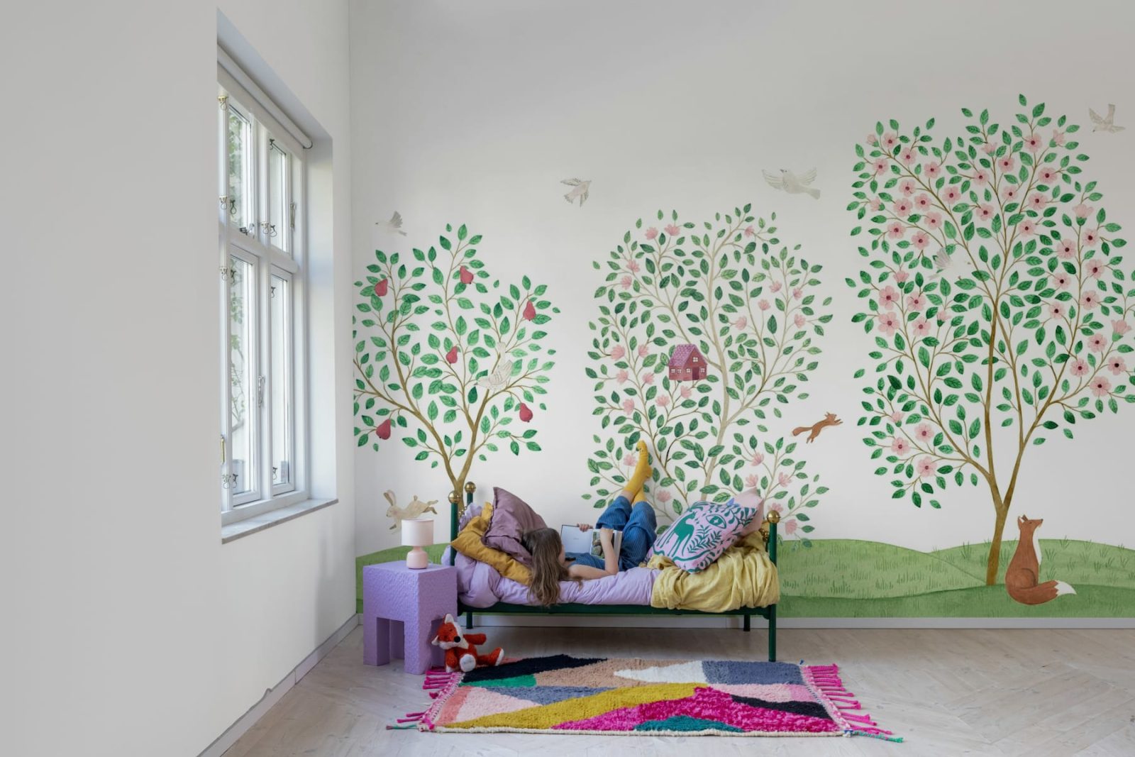 Happy Haven, White, Rebel Walls 2