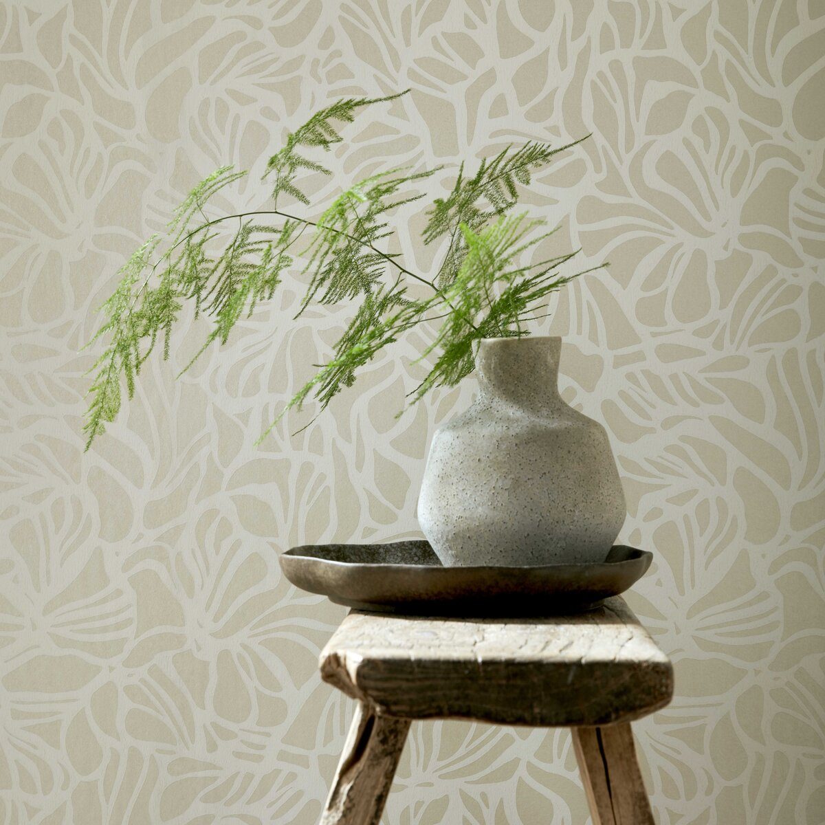 Purity, Porcelain Cream Luxury Patterned, 1838 Wallcoverings, 5.3mp / rola 2