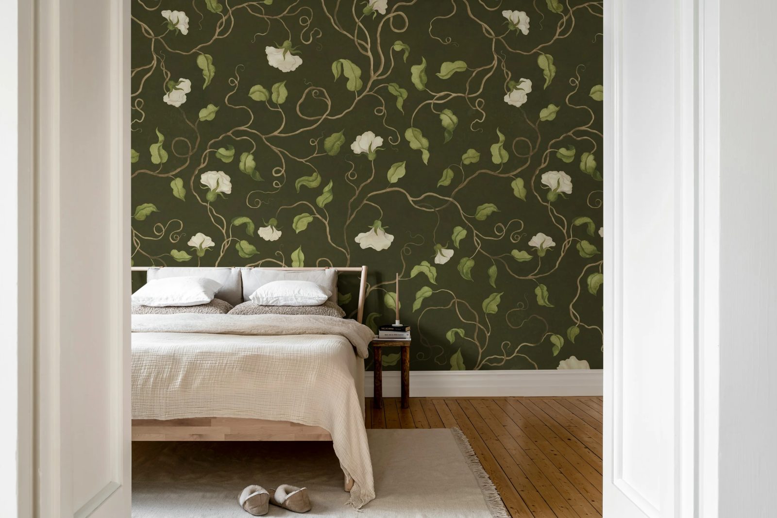 Soft Vines, Dark Green, Rebel Walls 3