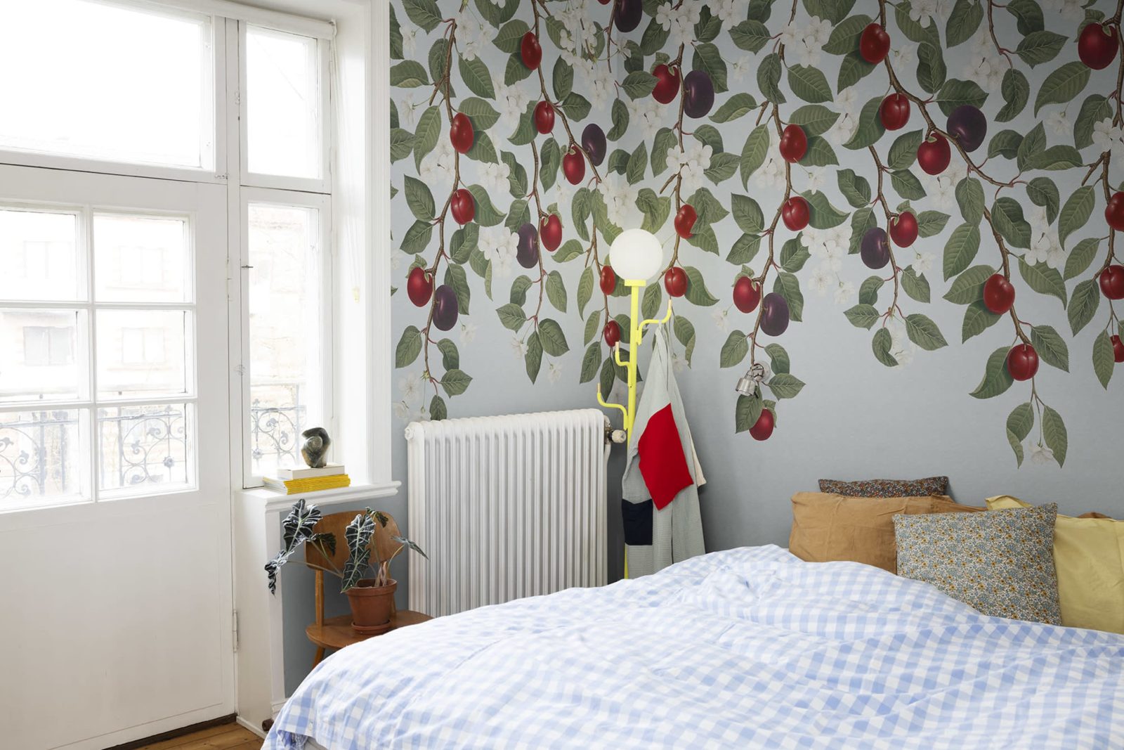 Mirabelle, Blue, Rebel Walls 3