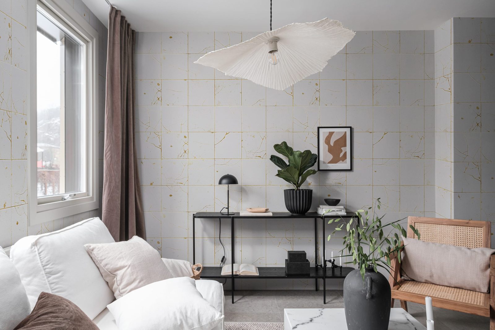Kintsugi, Pearl, Rebel Walls 3