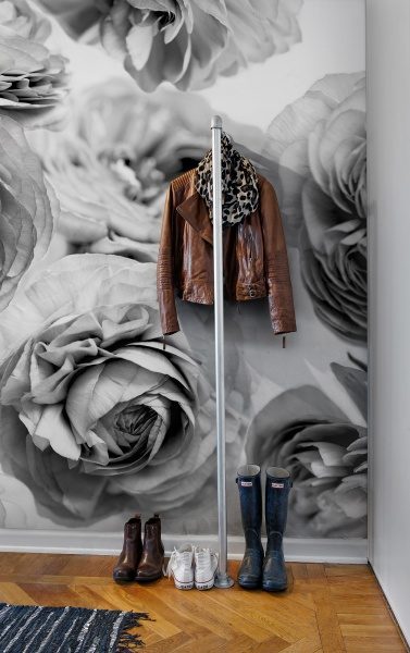 Summer Wind, Black and White, Rebel Walls 2
