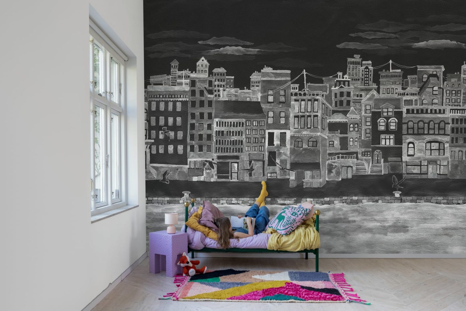 Harbour, Black, Rebel Walls 3