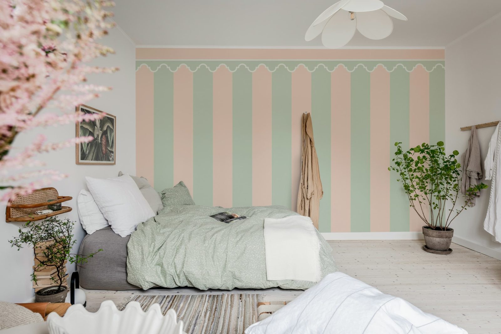 Stripe Chateau, Pastel, Rebel Walls 3