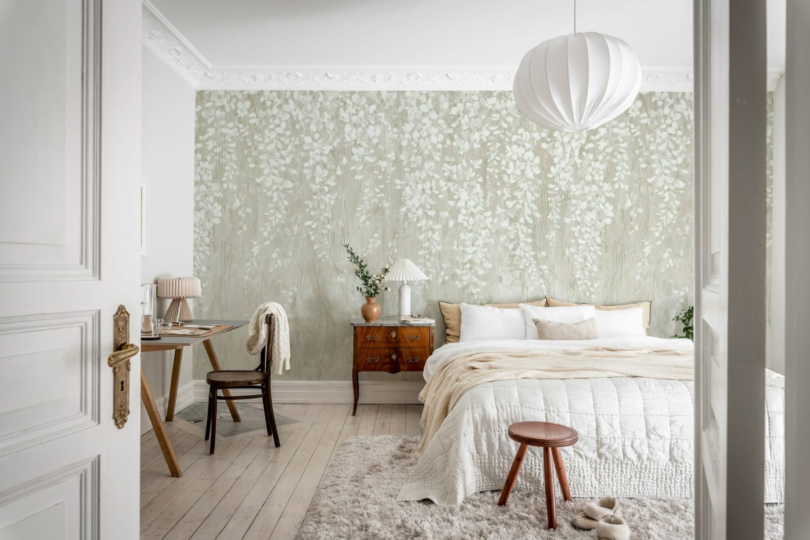 Draped Blossoms, Beige, Rebel Walls 3