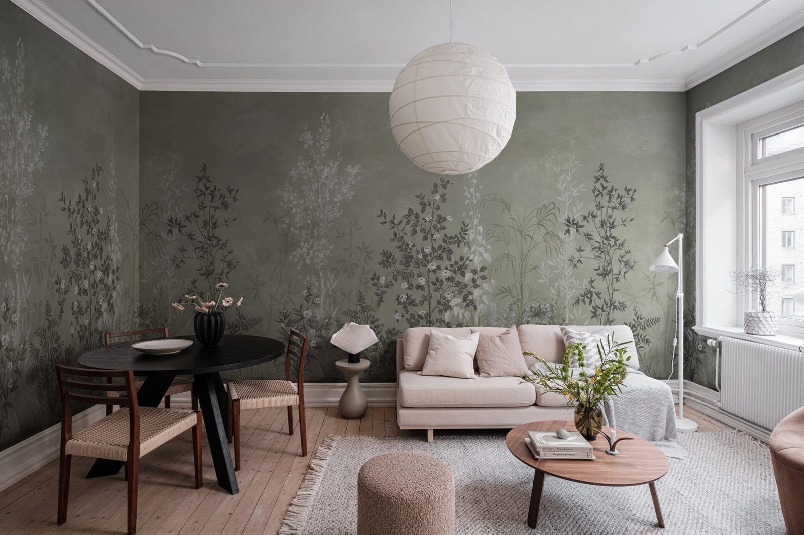 Chinoiserie Haze Green, Rebel Walls 2