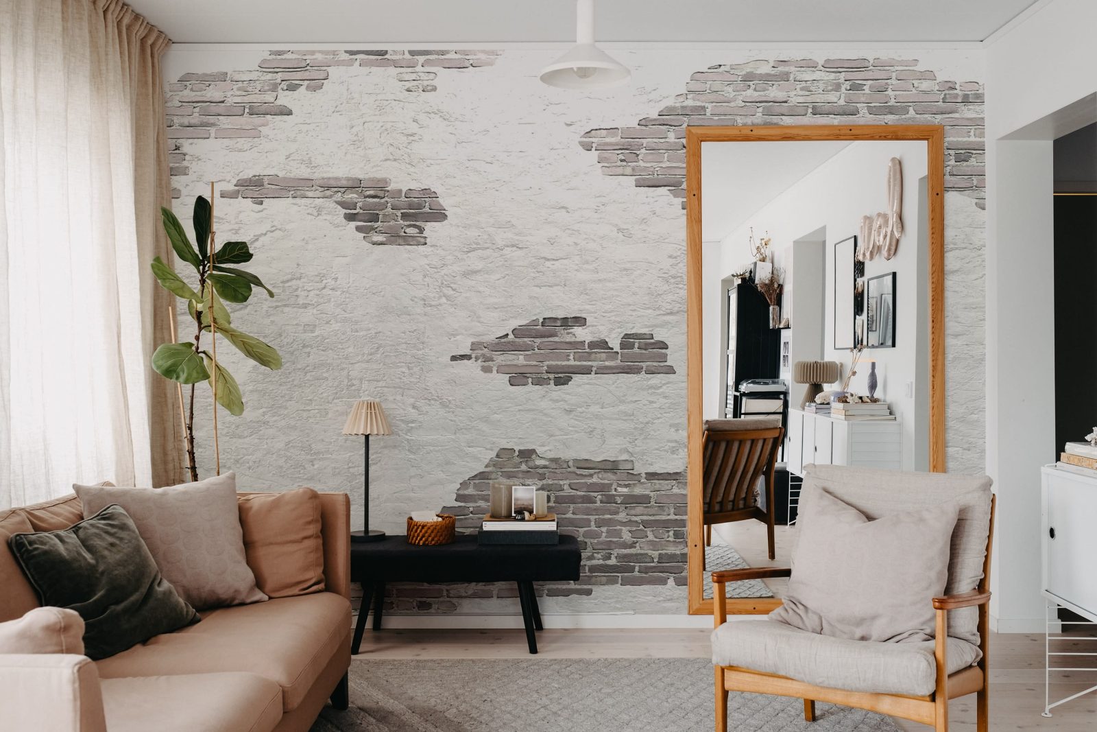 Ivory Bricks, Soft Plaster, Rebel Walls 2