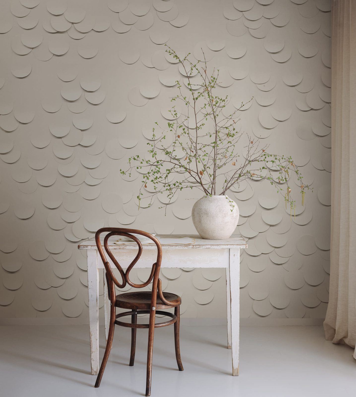 Paper Moon, Sand, Rebel Walls 3