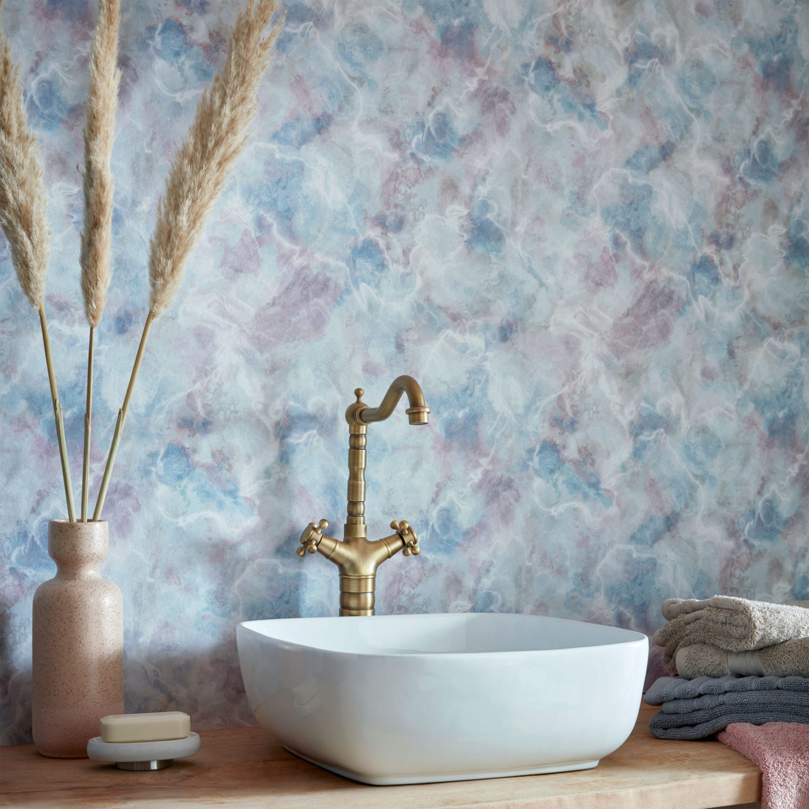 Quartz, Blue Dusk Luxury Marble, 1838 Wallcoverings, 5.3mp / rola 2
