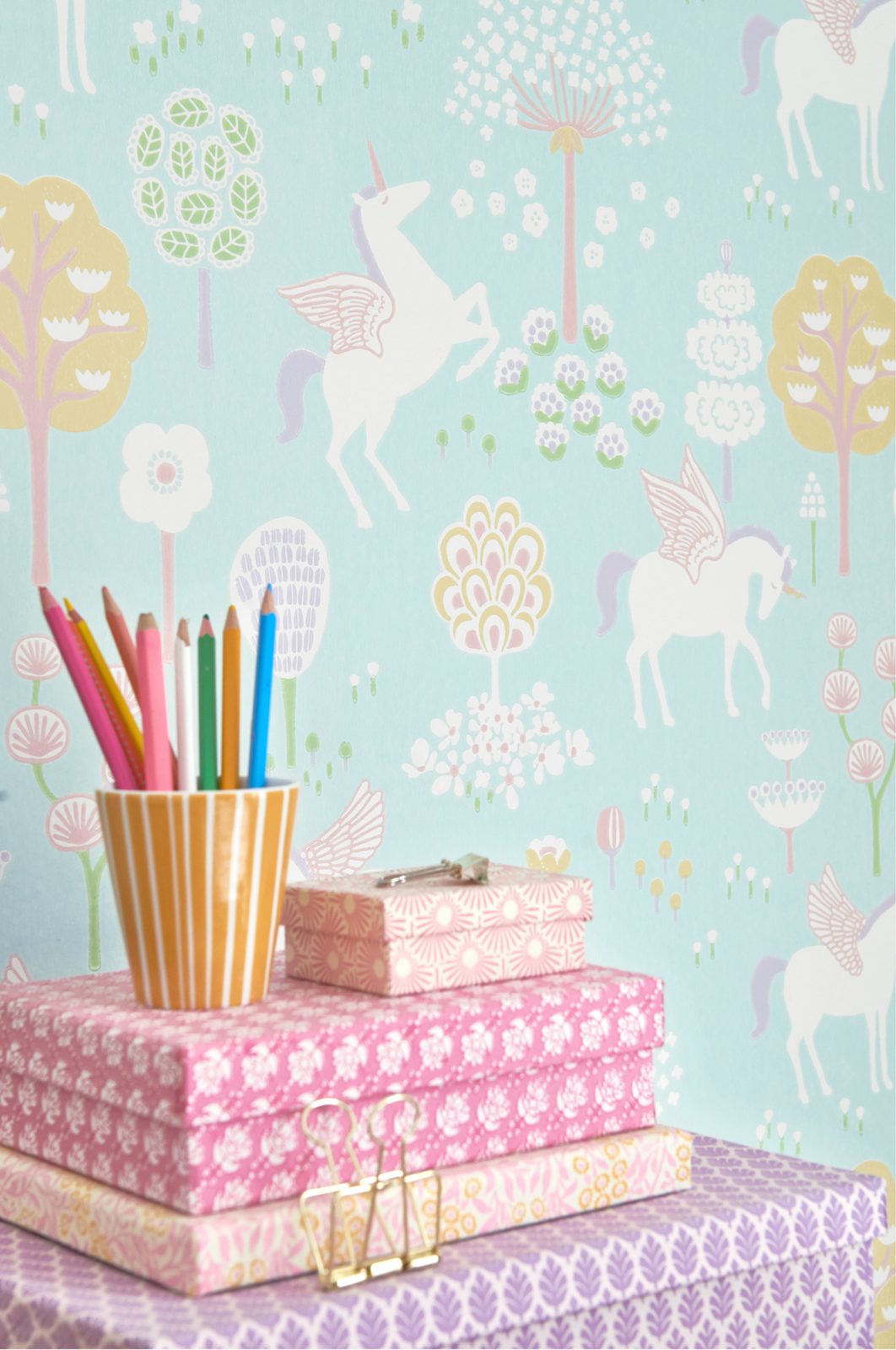 True Unicorns, Turquoise, Majvillan 3