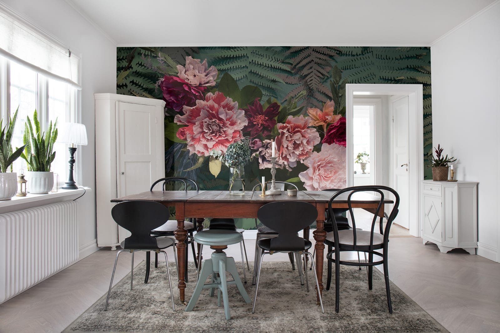Unfading Flowers, Colossal, Rebel Walls 2