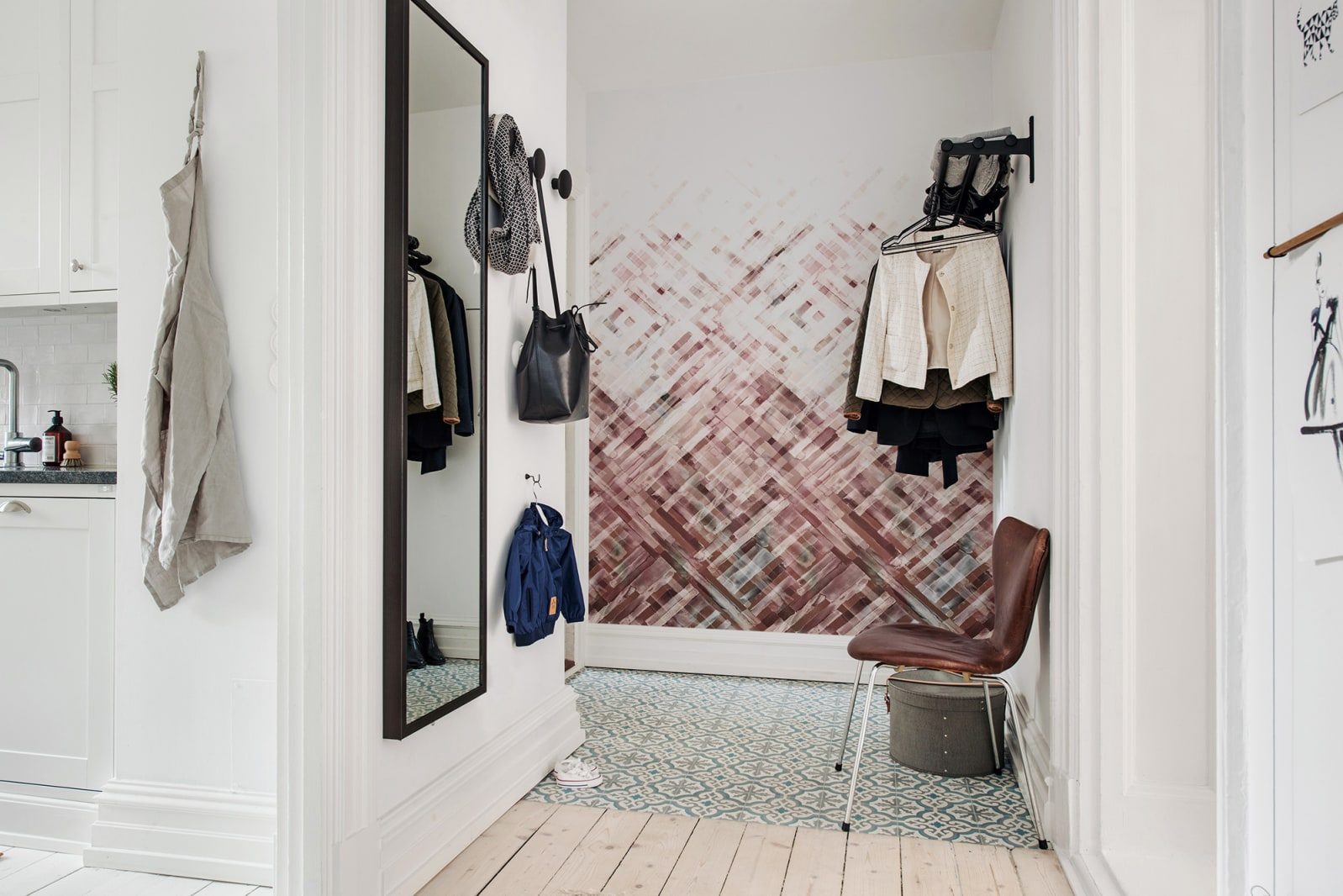 Dream Weaver, Burgundy, Rebel Walls 3