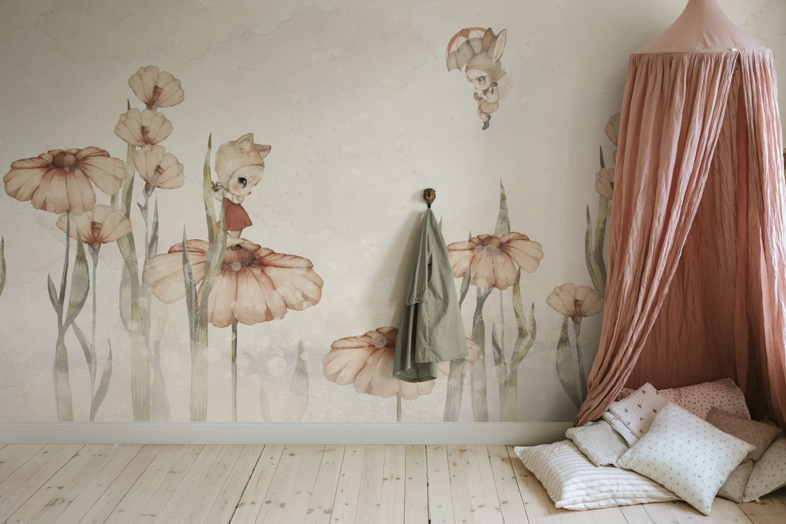 Bloomy Fields of Marion, Off White, Rebel Walls 2