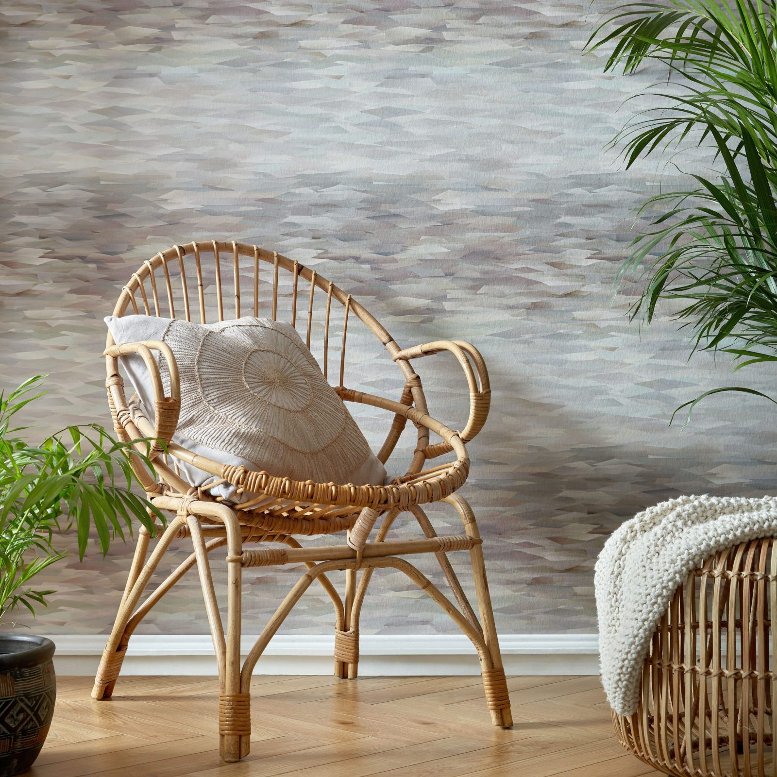 Prism, Caramel Neutral Luxury Geometric, 1838 Wallcoverings, 5.3mp / rola 2