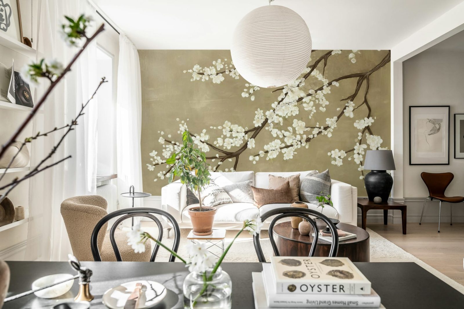 Sakura Branch, Beige, Rebel Walls 2