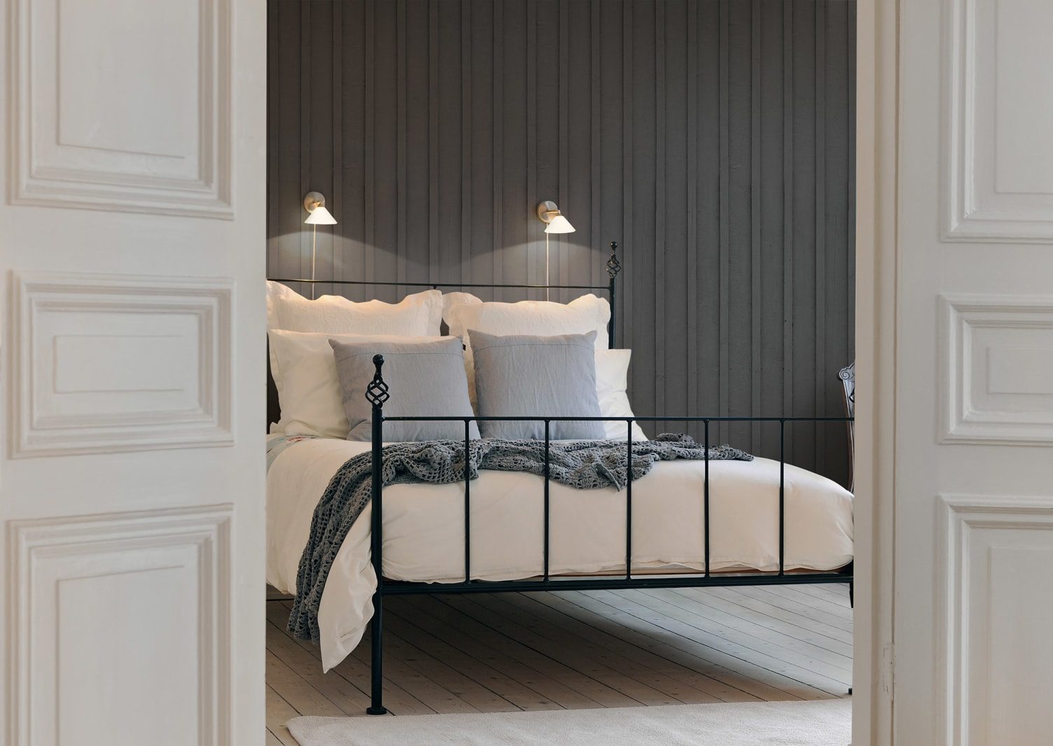 Swedish Cottage, Grey, Rebel Walls 3