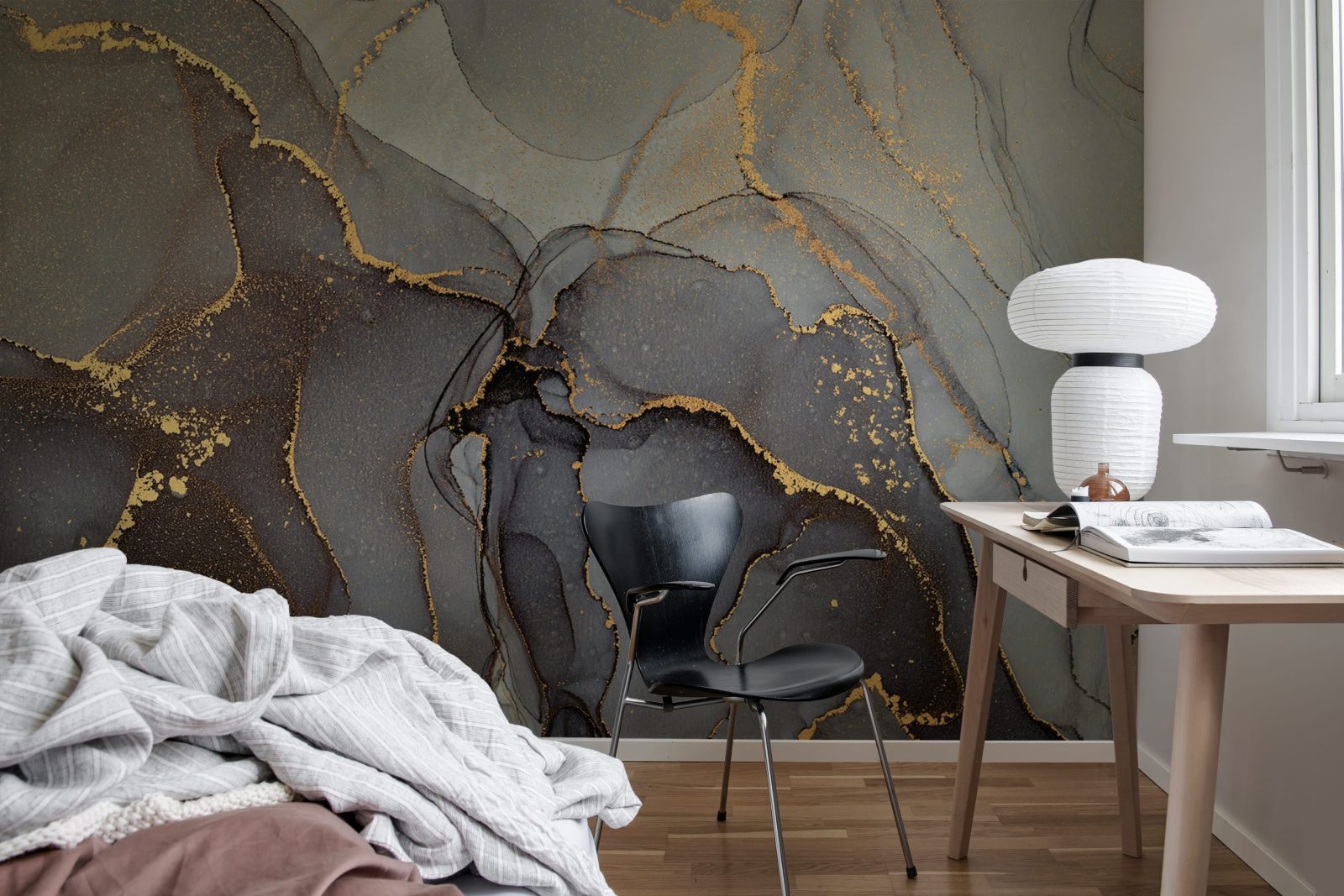 Onyx, Black, Rebel Walls 3