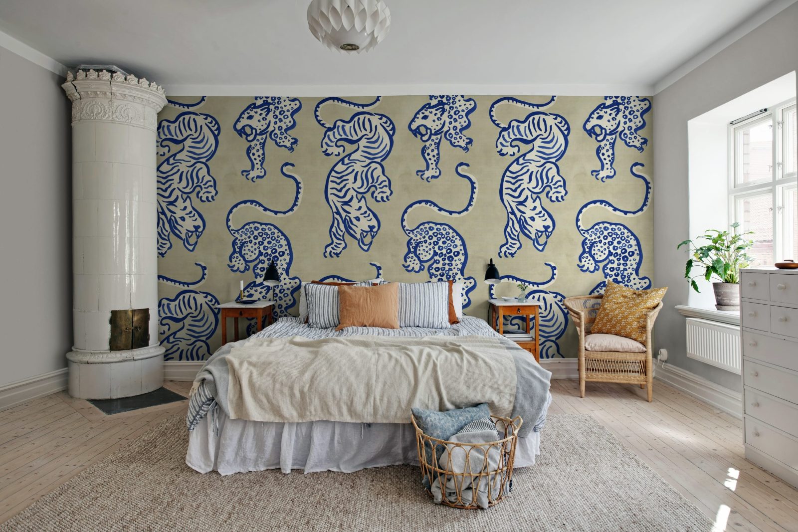 Ink Tiger, Blue, Rebel Walls 2