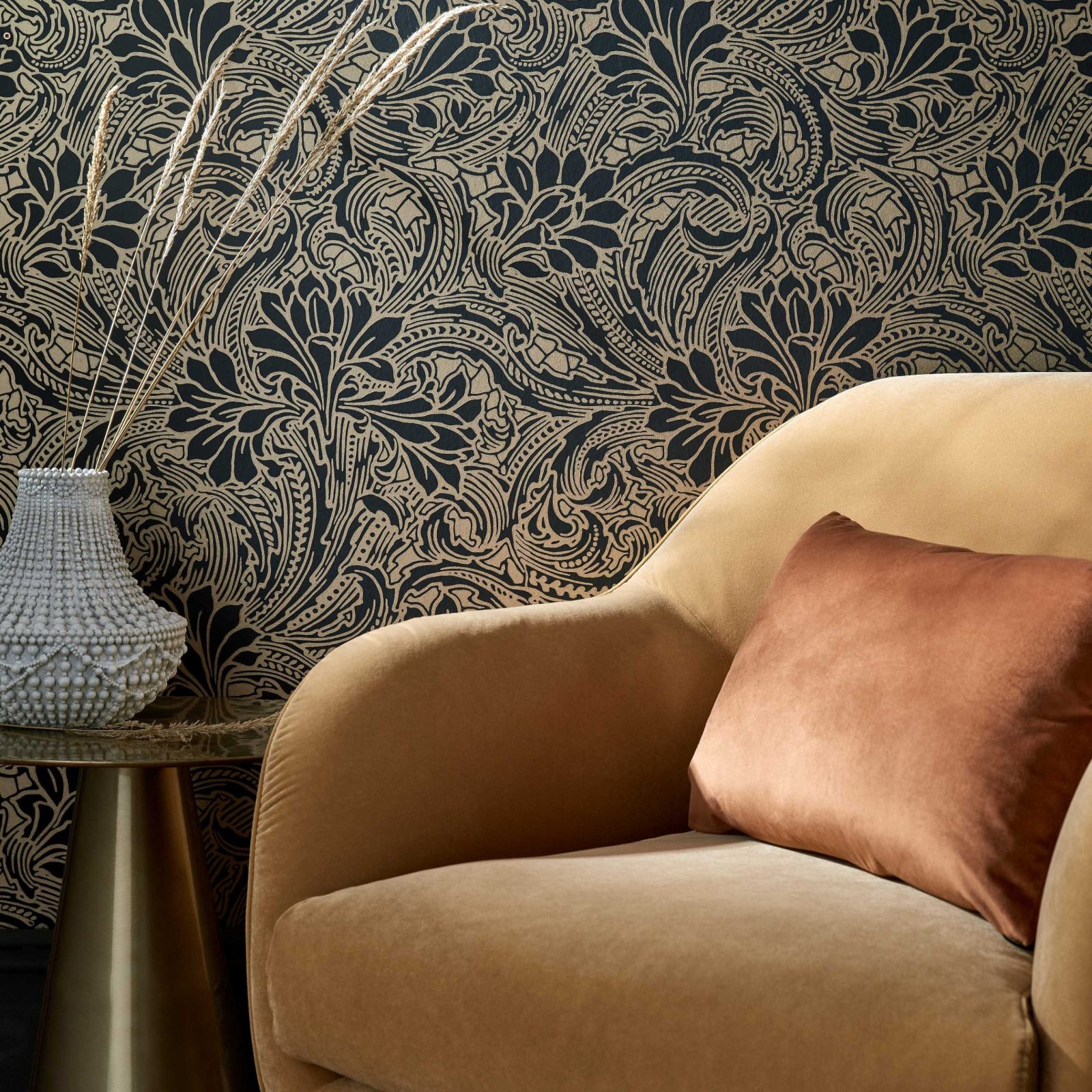 Eden, Midnight Black and Gold, 1838 Wallcoverings, 5.3mp / rola 2