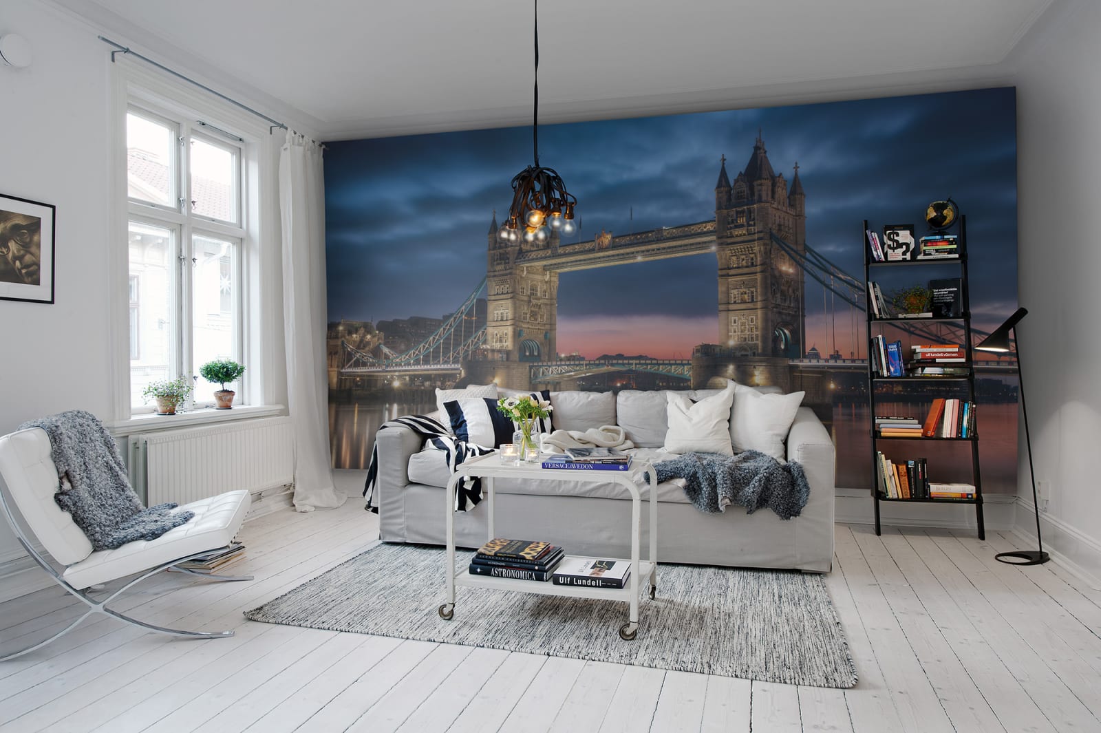 Tower Bridge, Rebel Walls 2