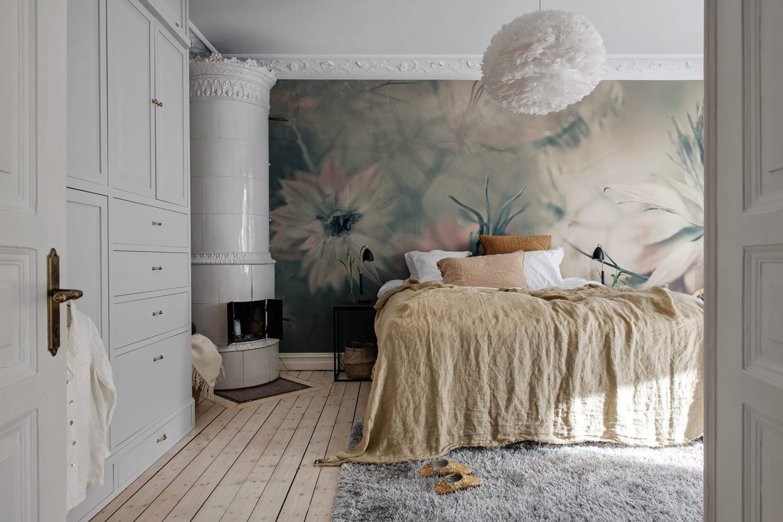 Vintage Blossoms, Rebel Walls 2