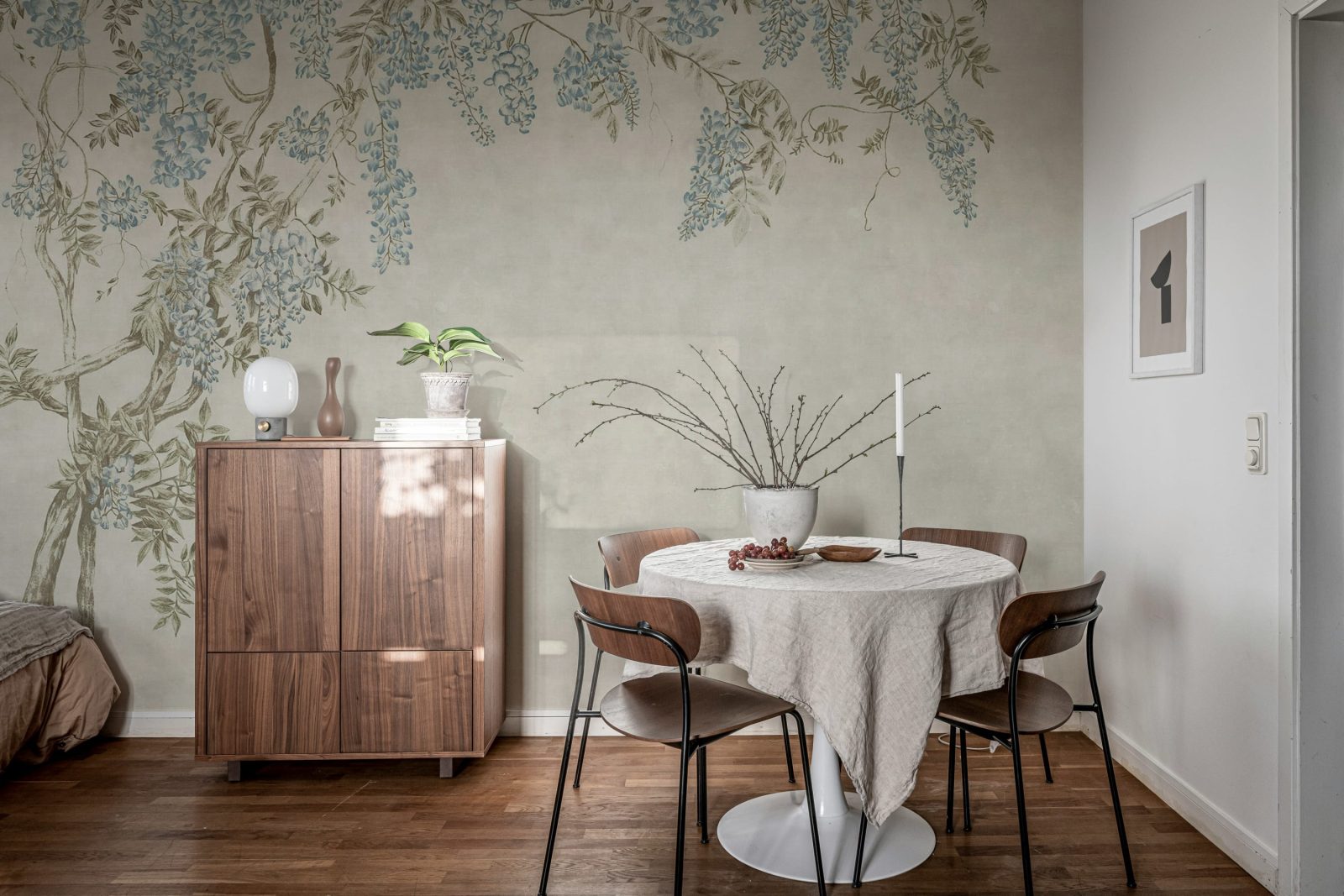 Wisteria Garden, Light Blue, Rebel Walls 2