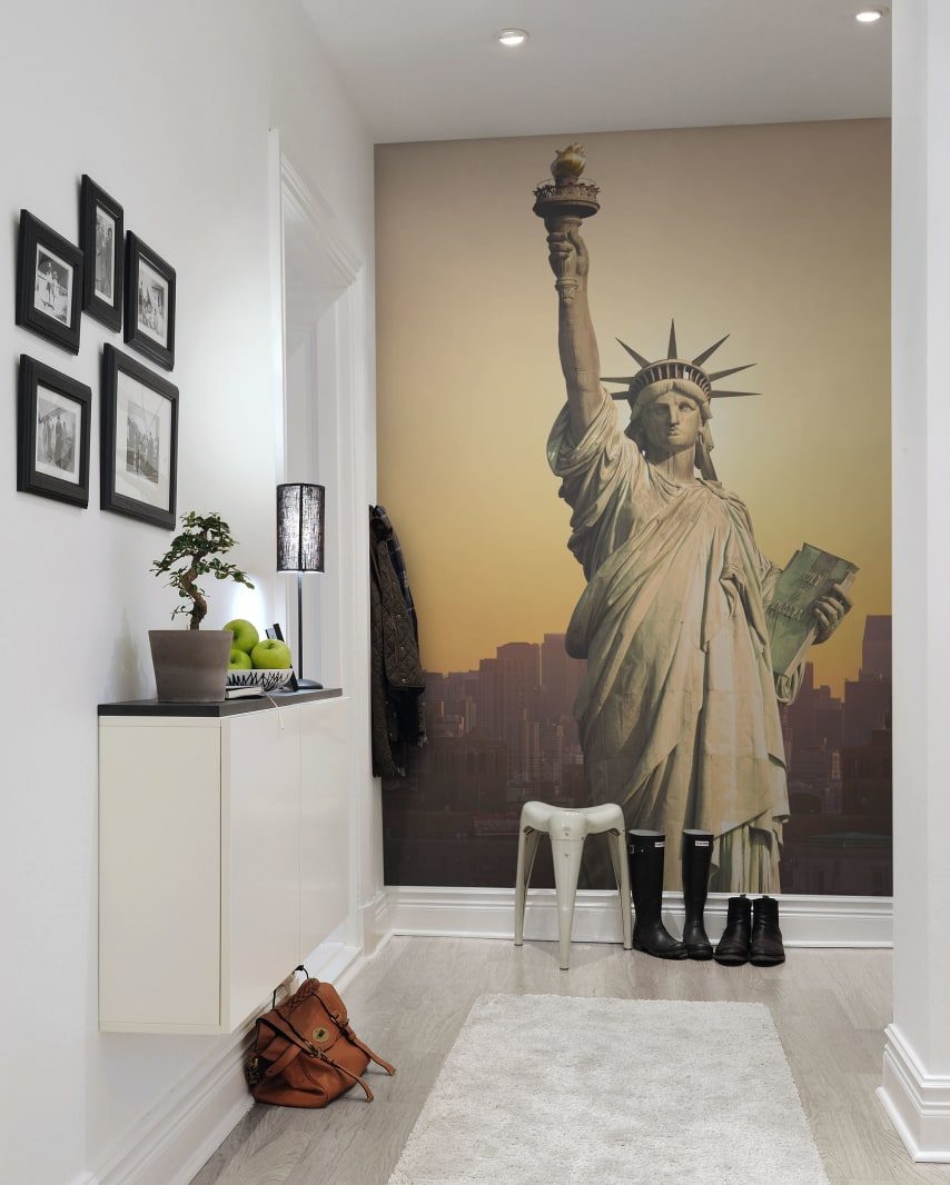 Statue of Liberty, Rebel Walls 2