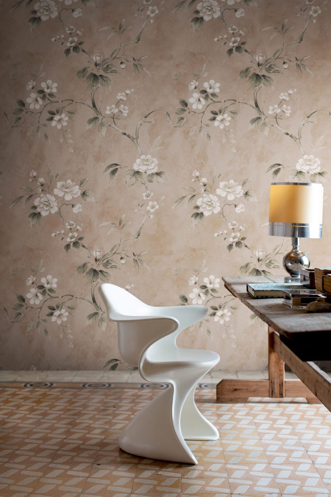 Poetic Flora, Dusty Pink, Rebel Walls 2