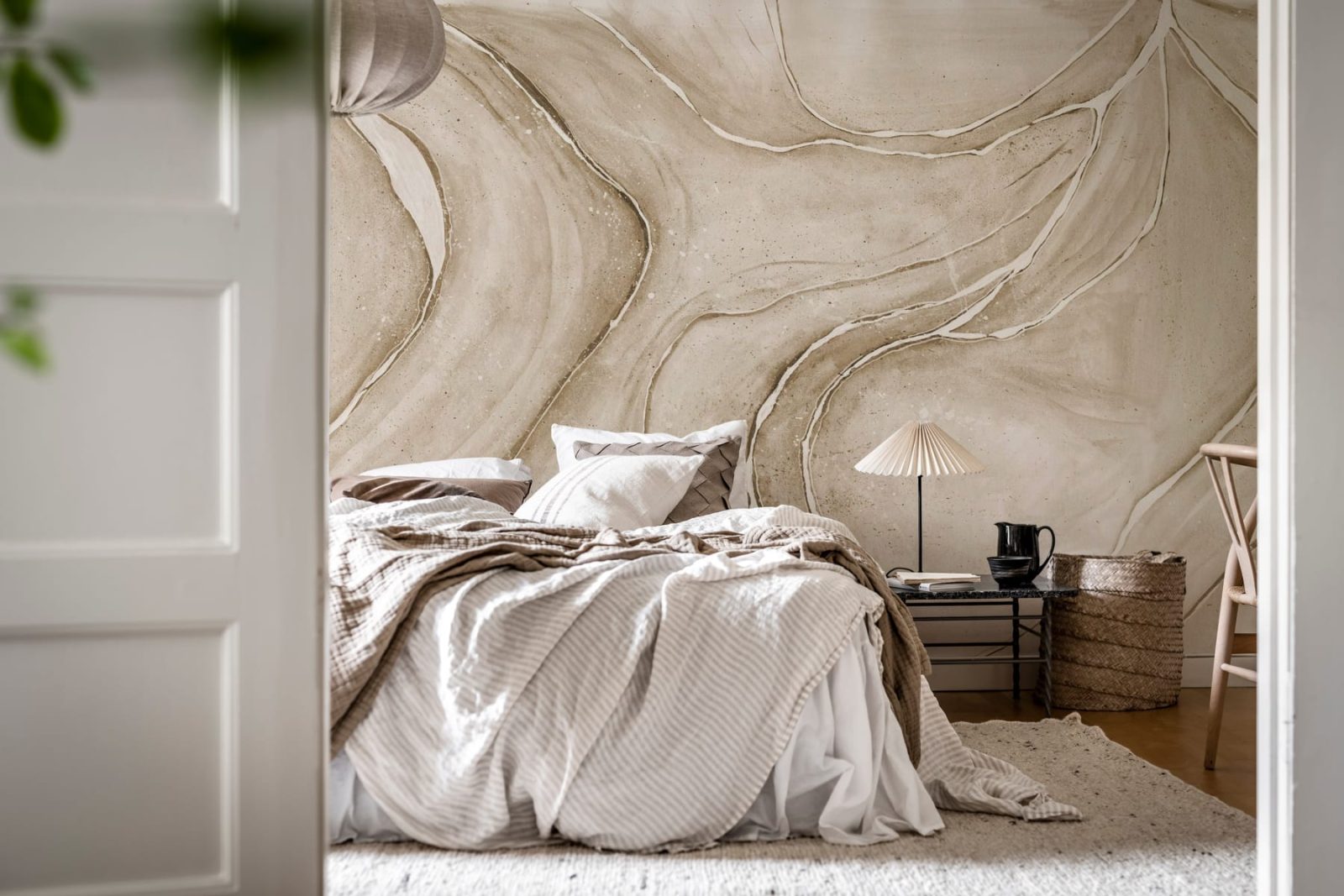 Watercolor Flow, Beige, Rebel Walls 3
