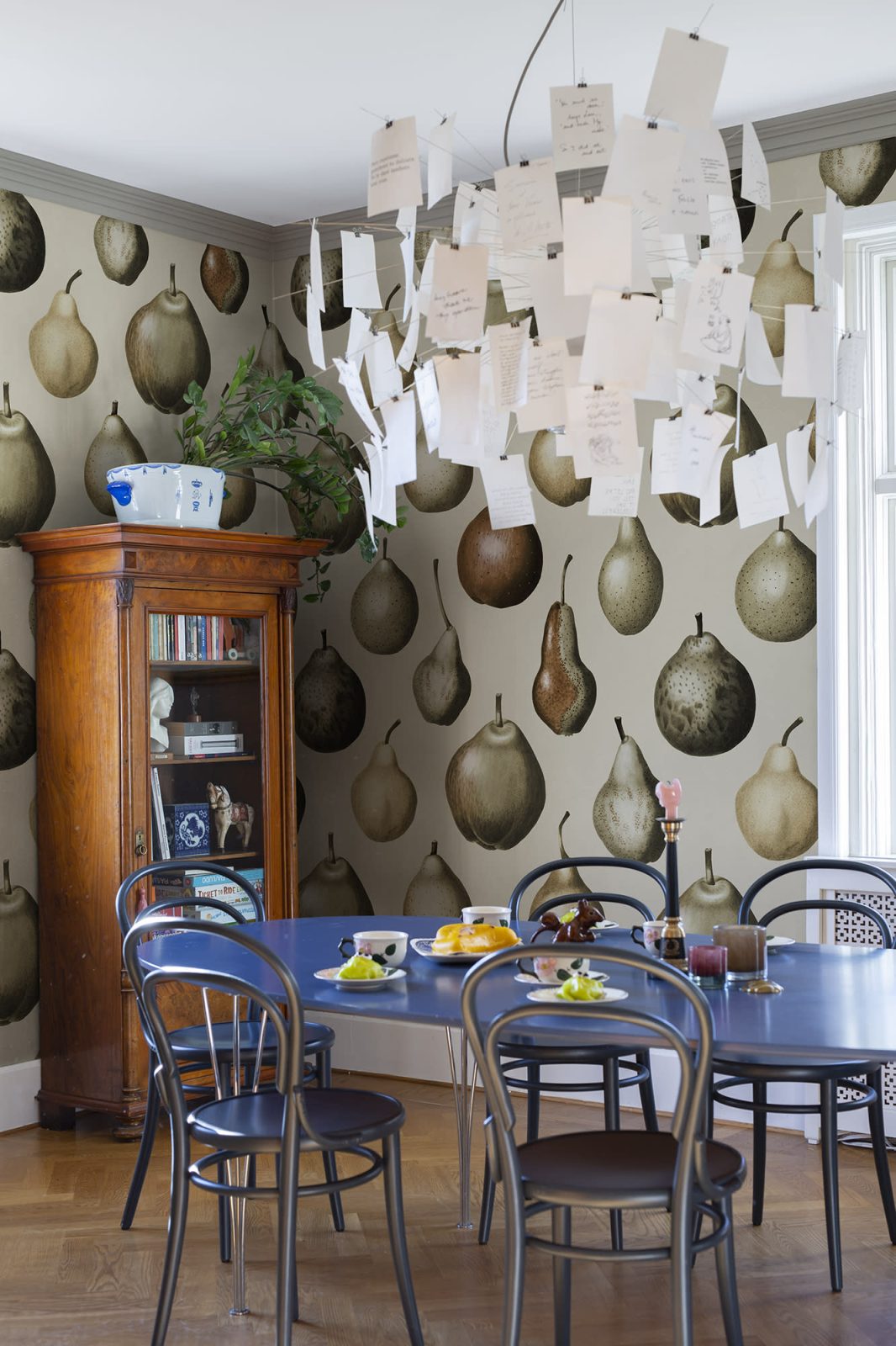 Vintage Pear, Vintage, Rebel Walls 2
