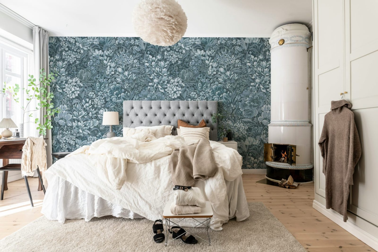 Floral Garden, Blue, Rebel Walls 3