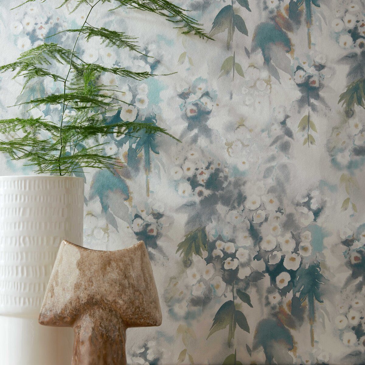 Cascade, Opal Green Luxury Floral, 1838 Wallcoverings, 5.3mp / rola 2