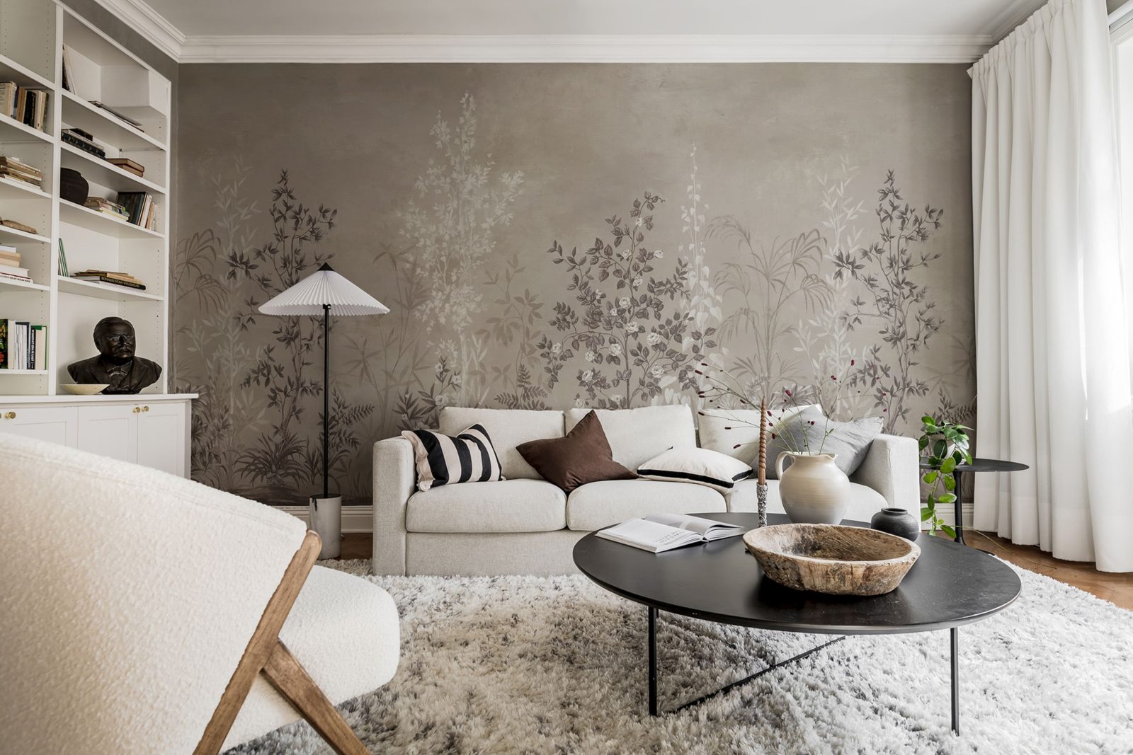 Chinoiserie Haze Sand, Rebel Walls 2
