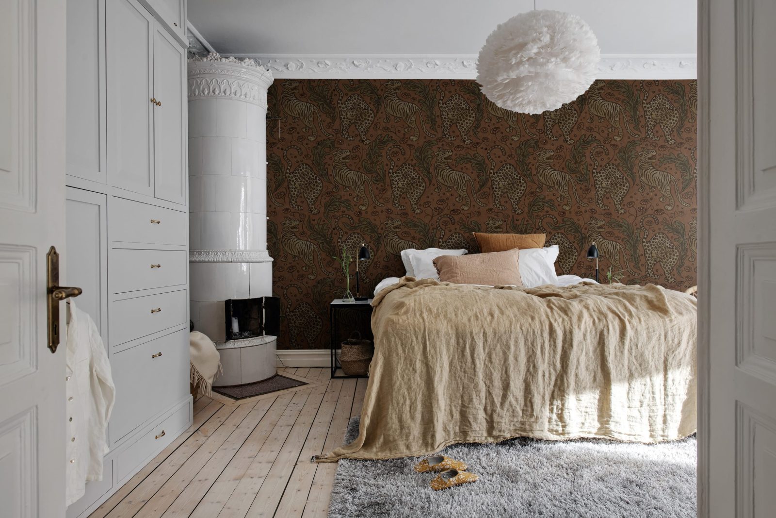 Bold Tigers, Velvet, Rebel Walls 3