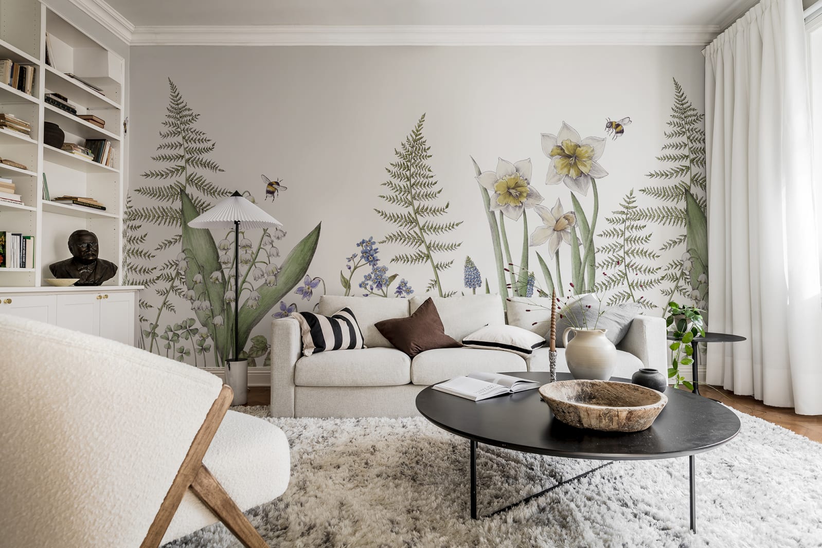 Bumblebee, White, Rebel Walls 2