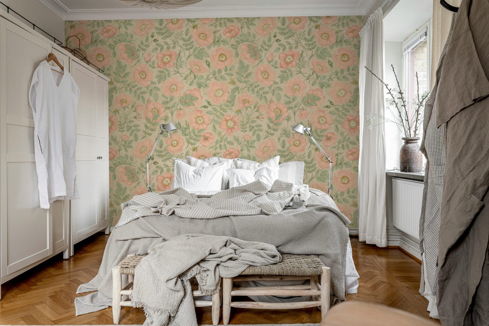 Briar Bloom, Pink, Rebel Walls 3