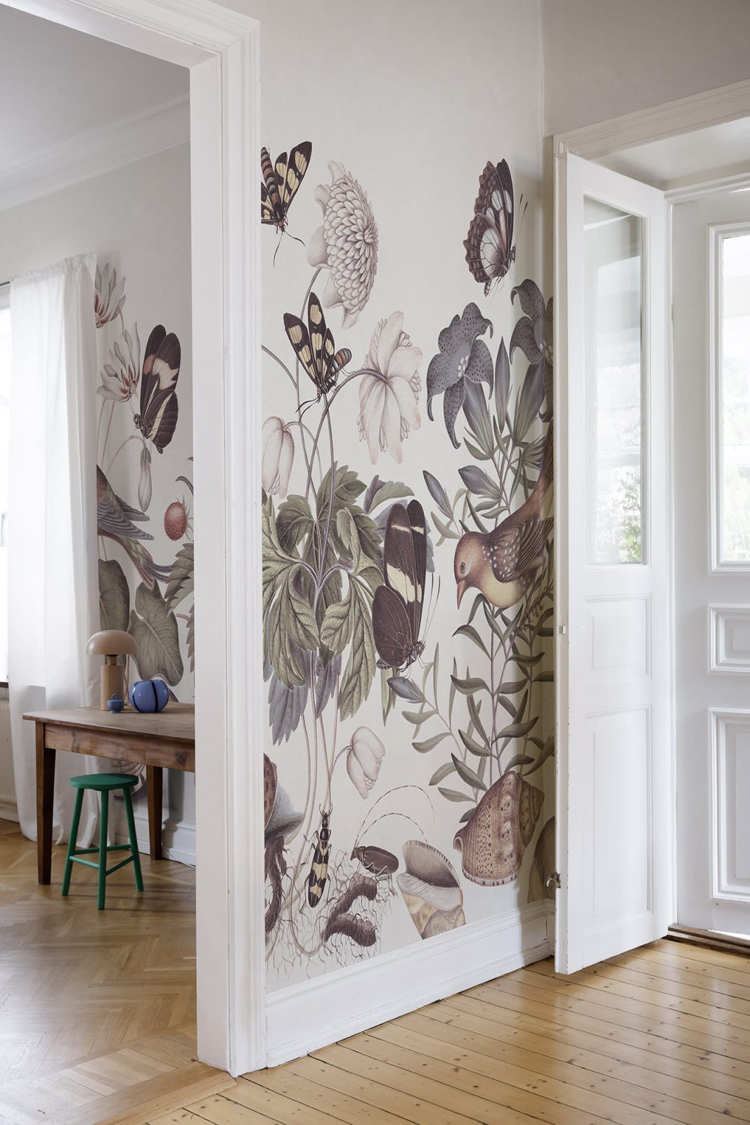 Flora and Fauna, Dust, Rebel Walls 3