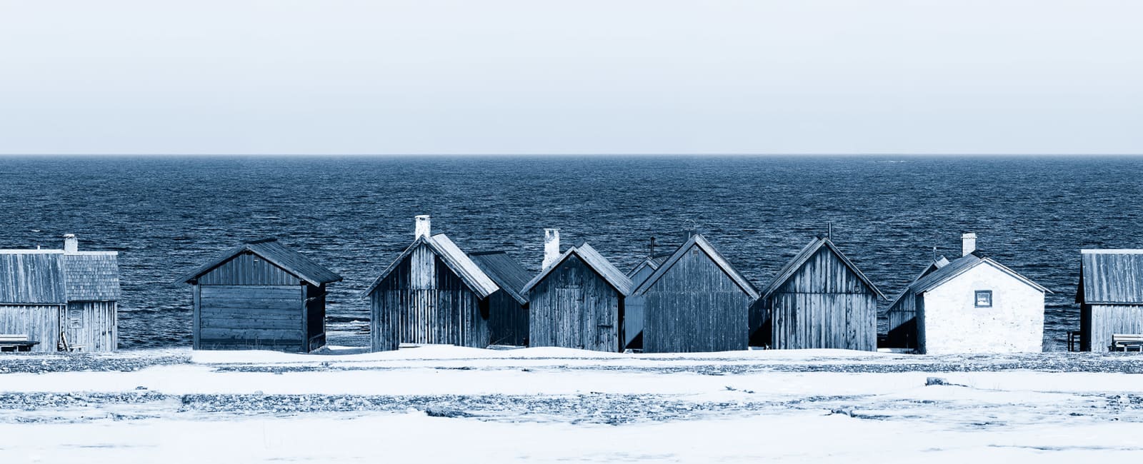 Boathouse Blues, Rebel Walls