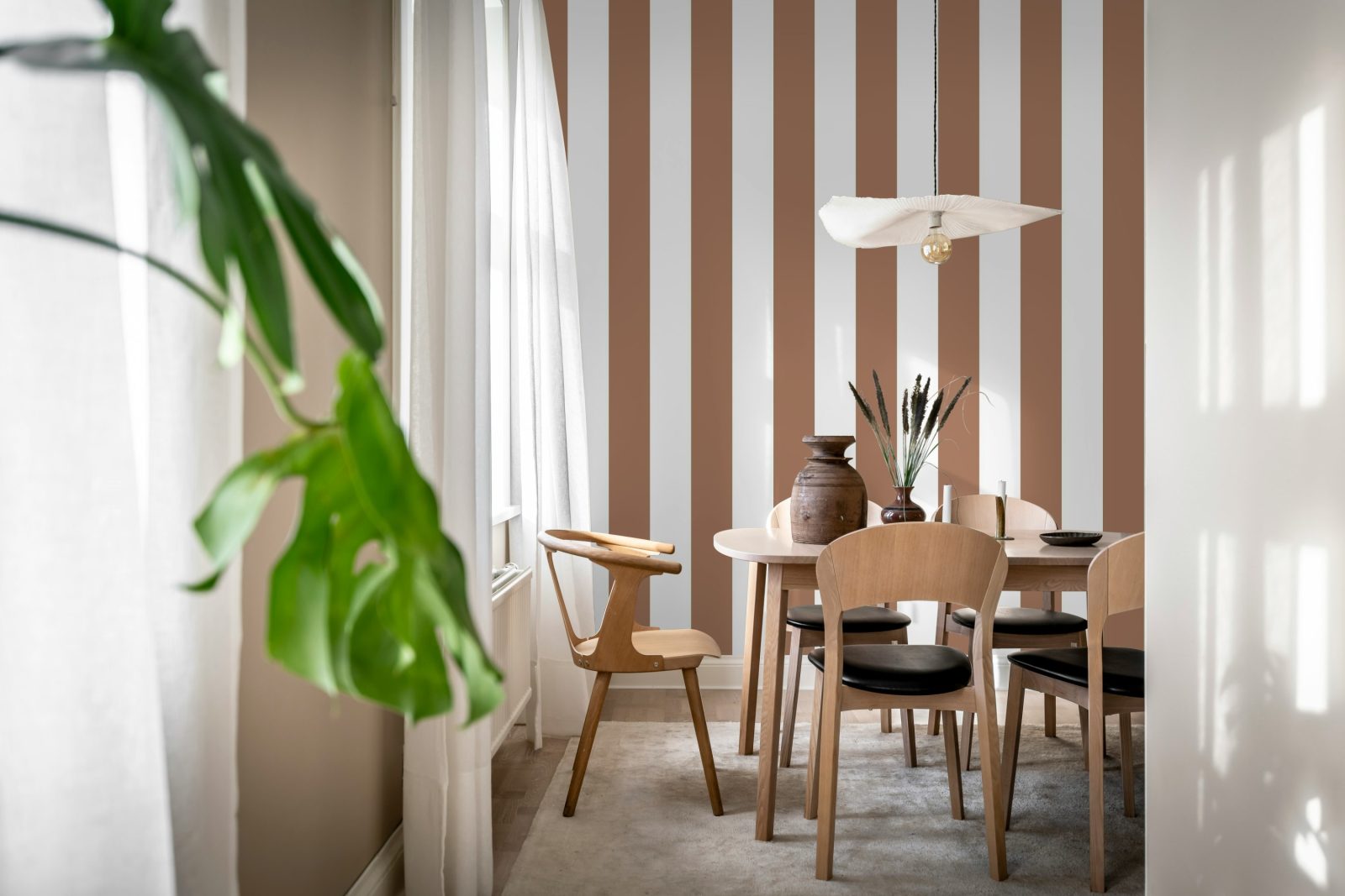 Happy Stripes, Mocha Mousse, Rebel Walls 3