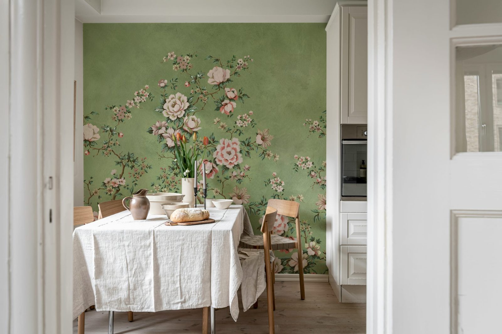 Floral Chinoiserie, Green, Rebel Walls 3