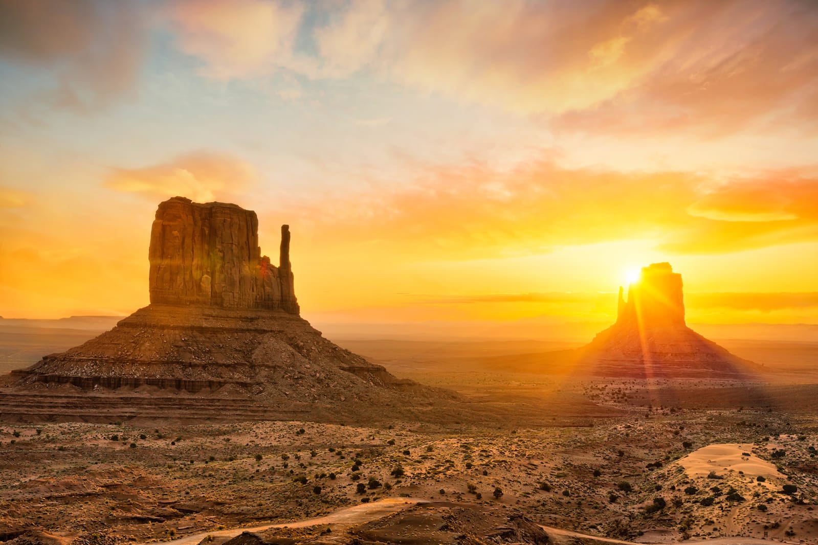 Monument Valley, Rebel Walls