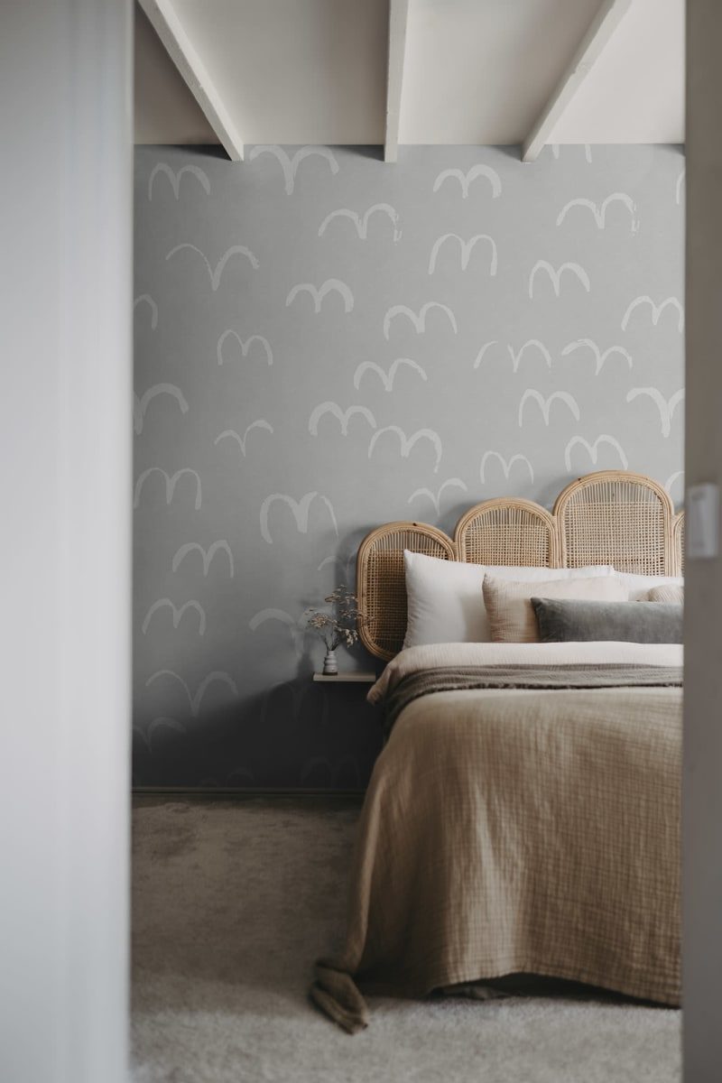 Bird, Gray, Rebel Walls 3