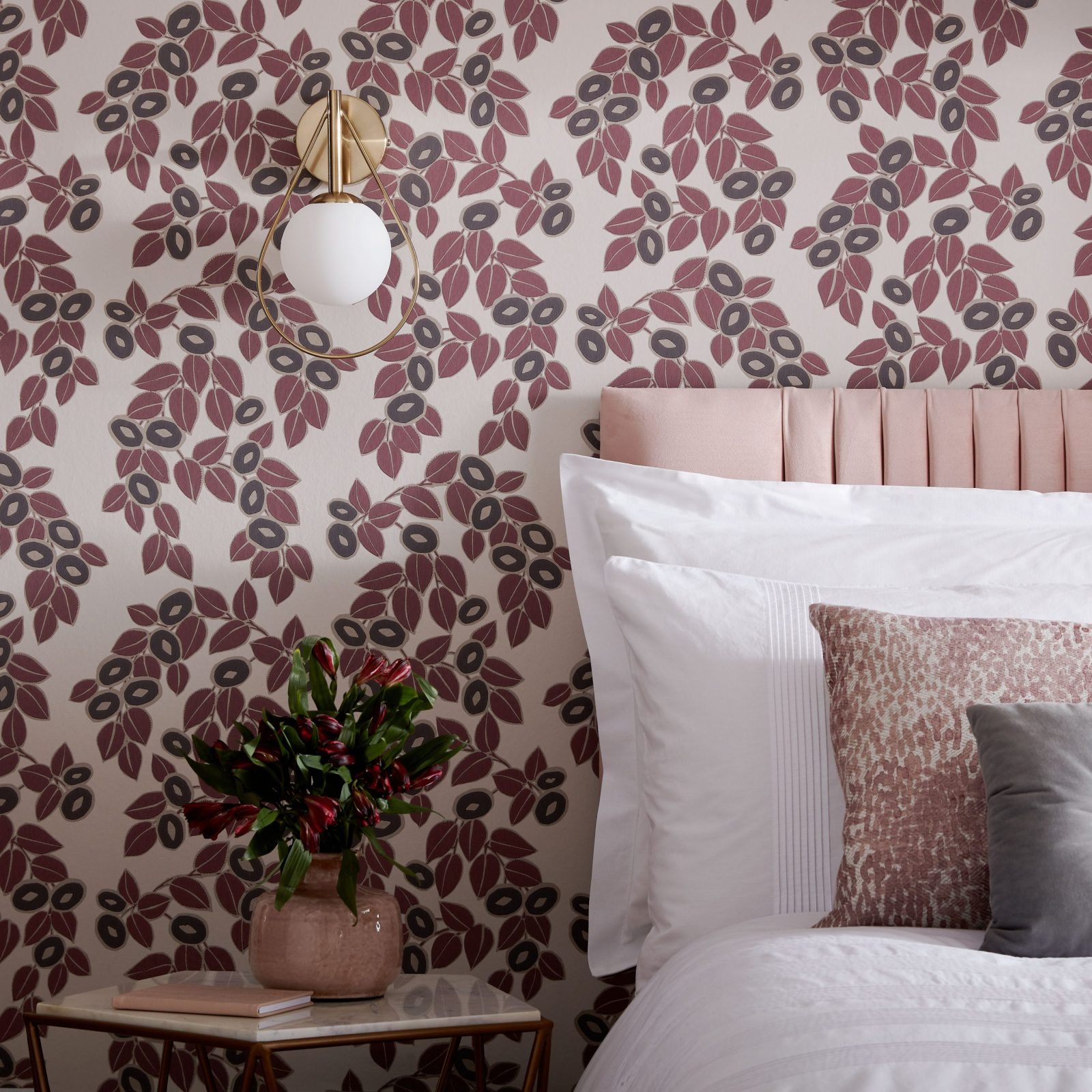Rosetta, Rose Pink Luxury Leaf, 1838 Wallcoverings, 5.3mp / rola 2