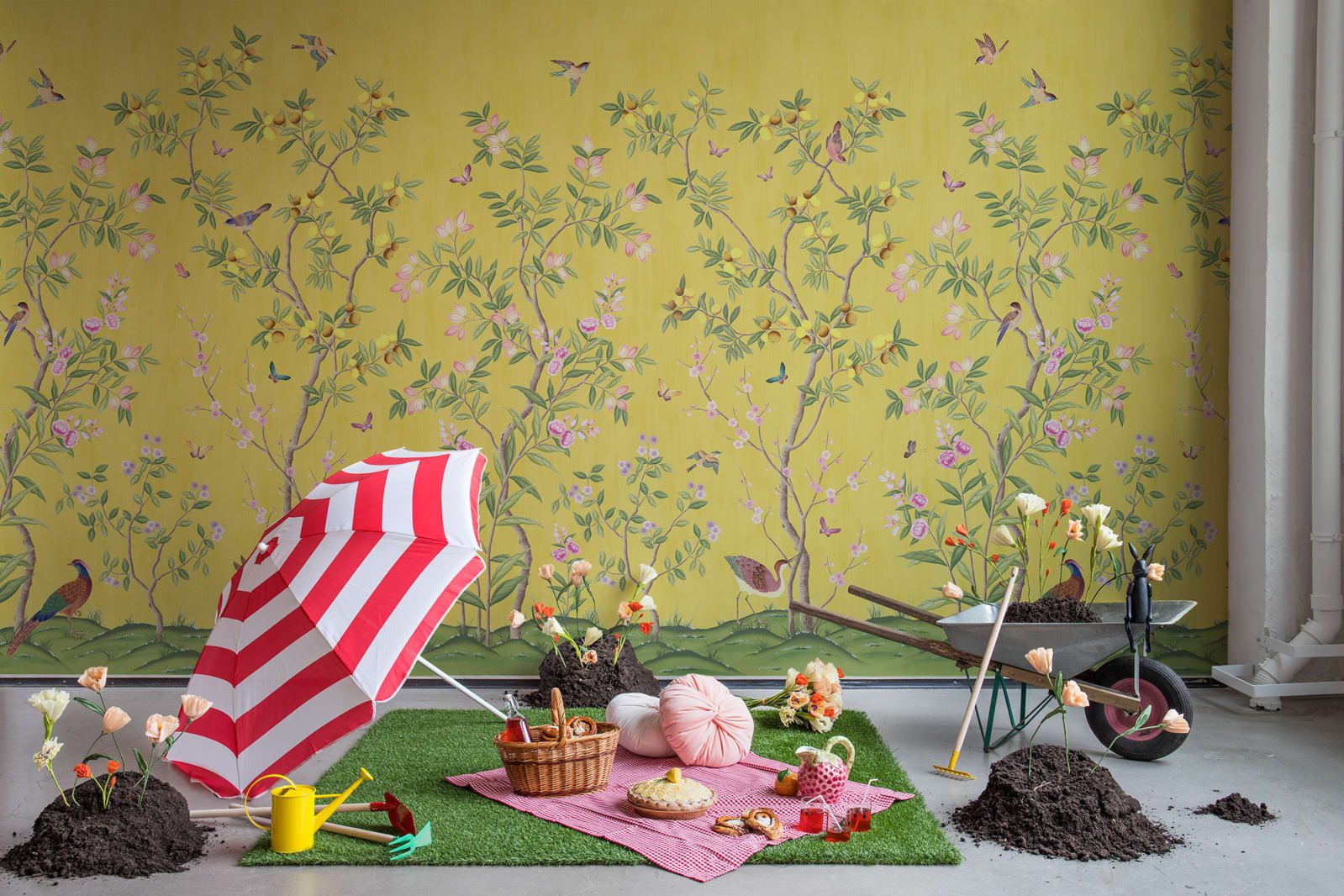 Chinoiserie Chic, Saffron, Rebel Walls 2