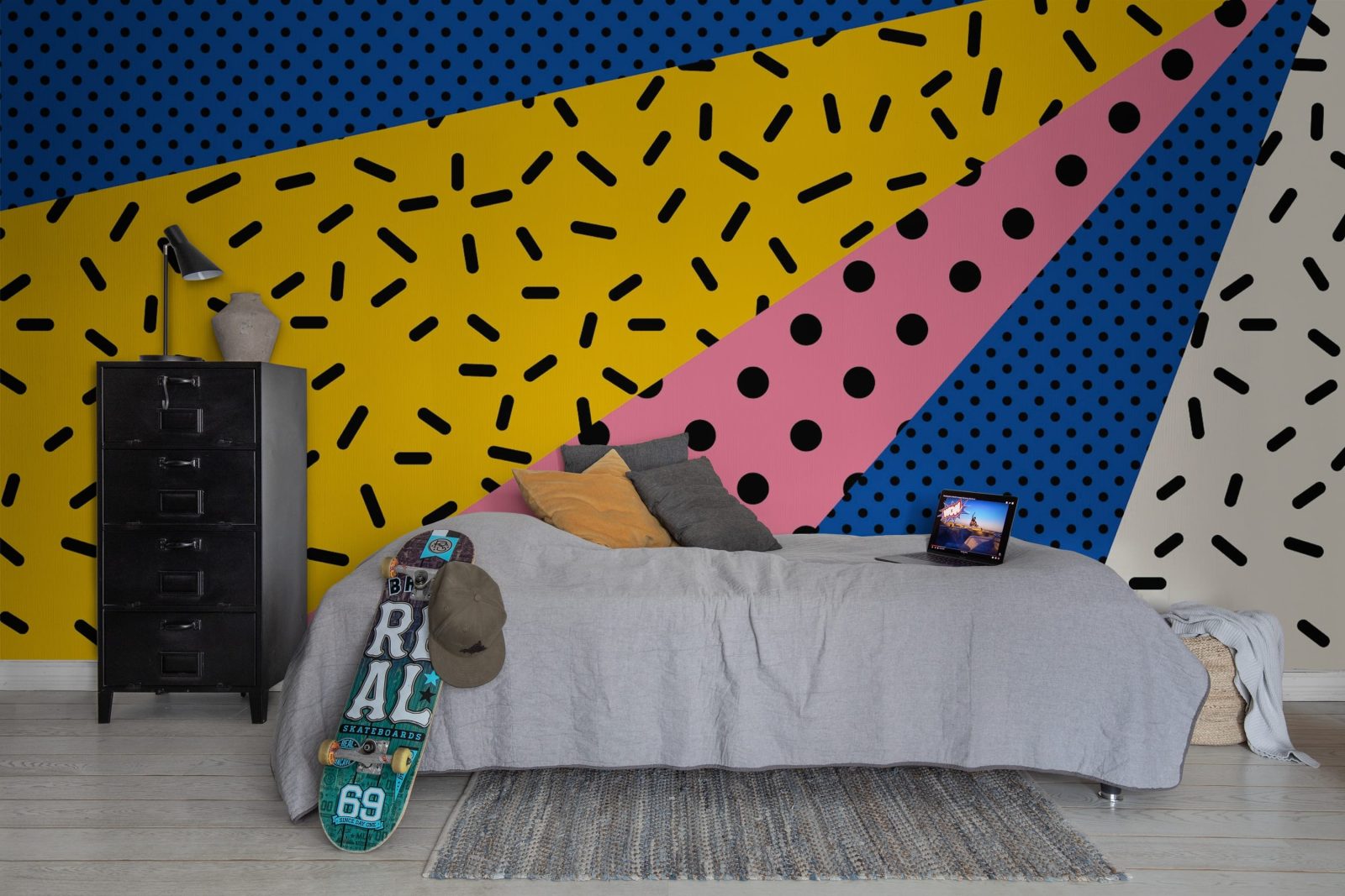 Rays of the 90s, Rebel Walls 3