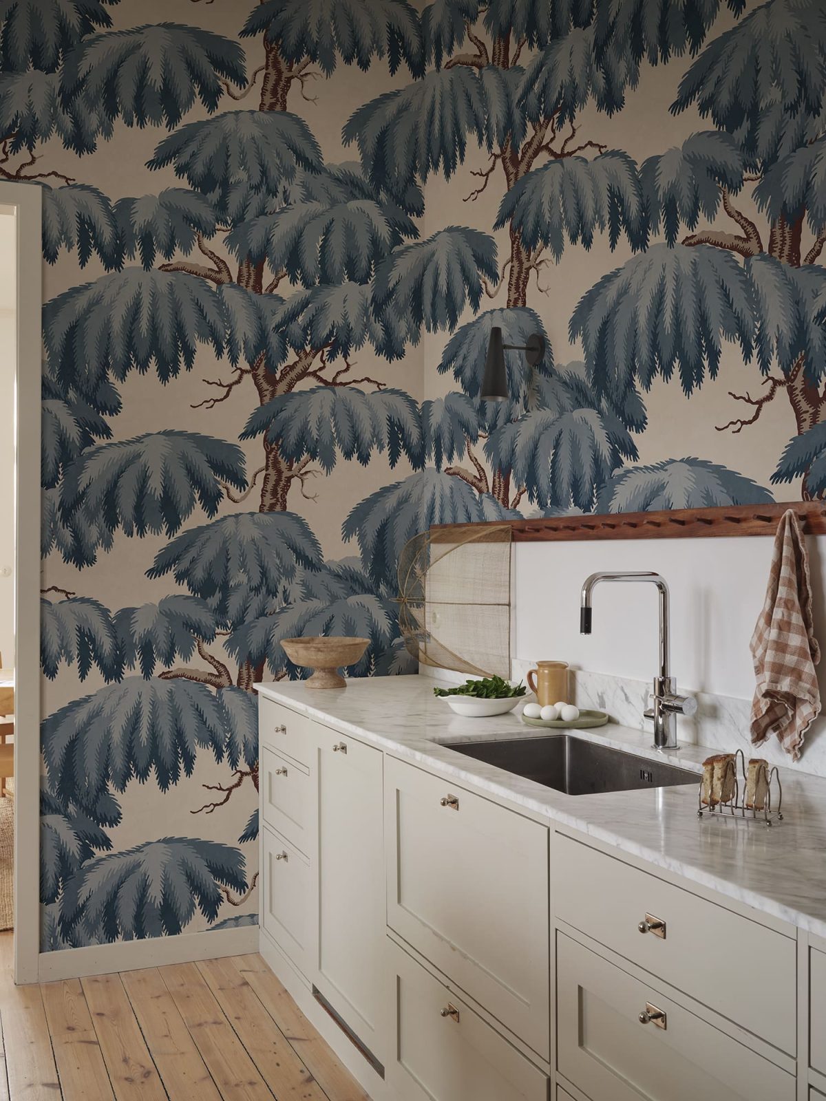 Alba Mural, Blue, Sandberg 2
