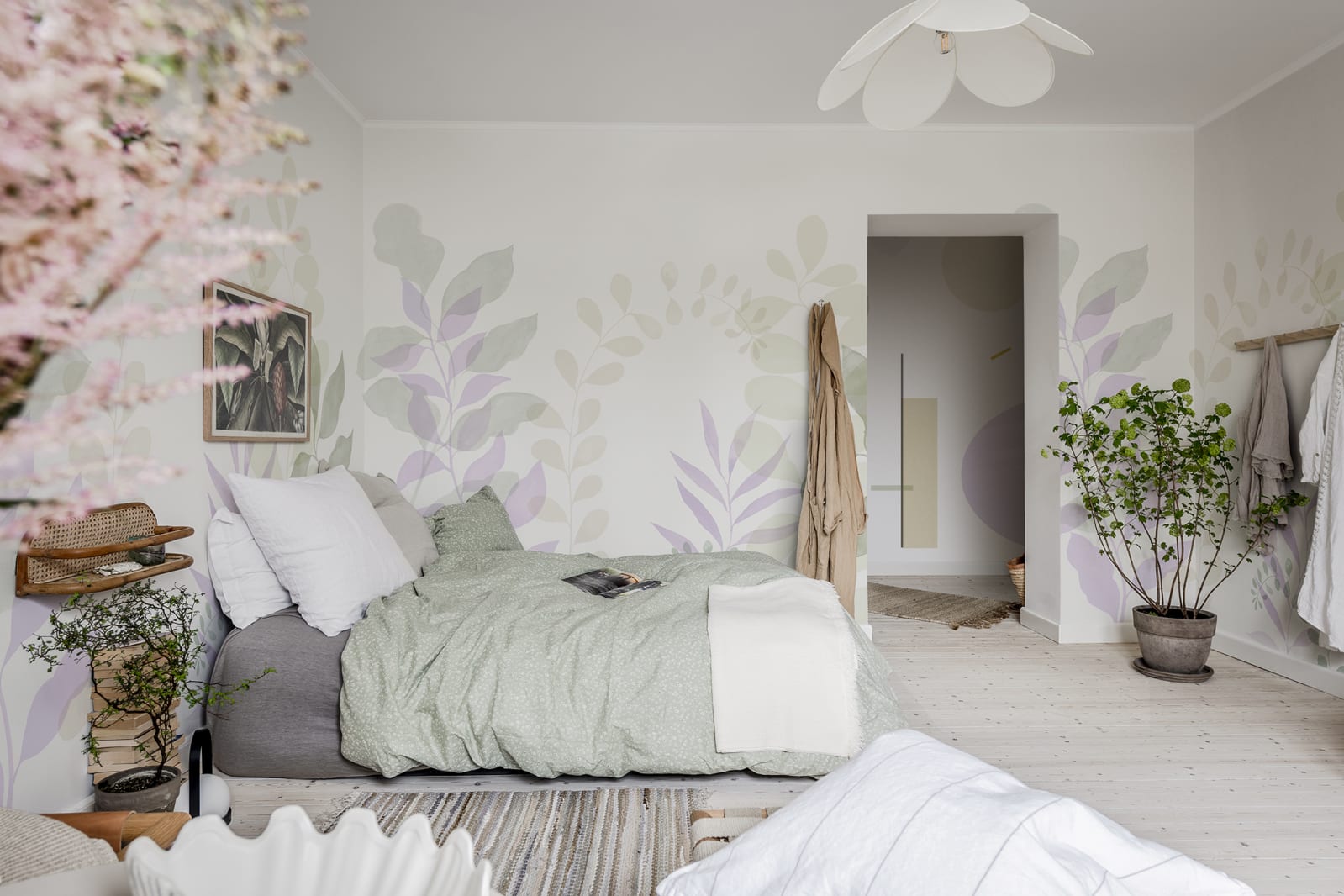 Grow, Lilac, Rebel Walls 4