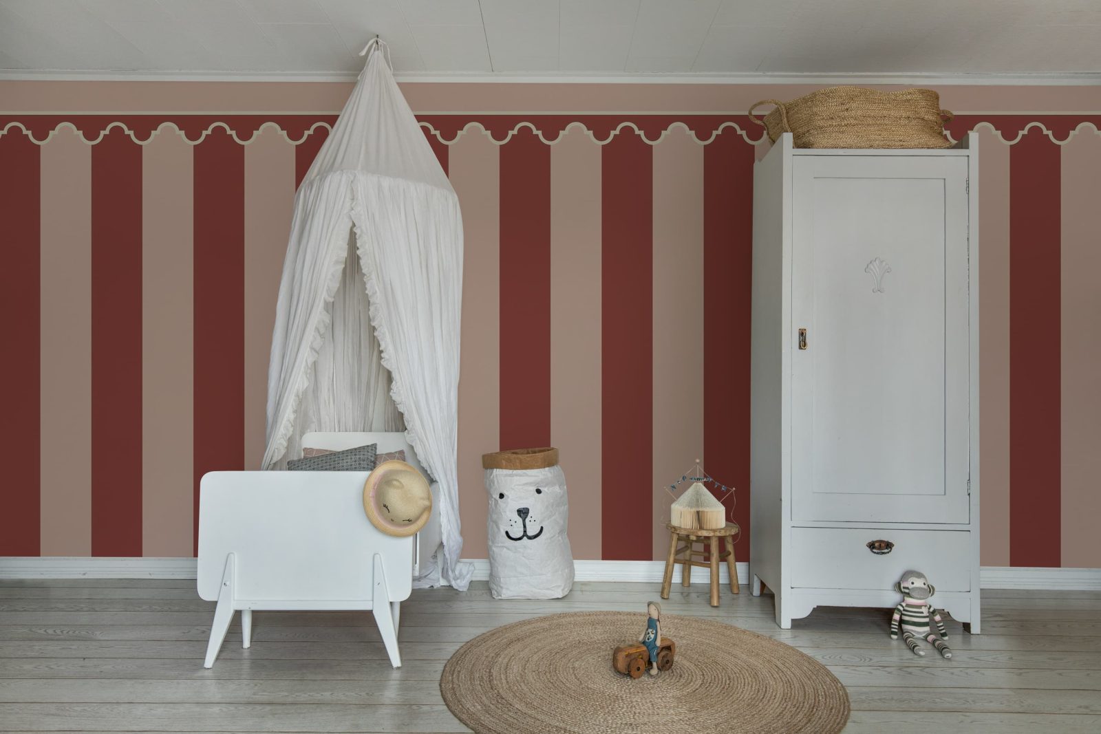 Stripe Chateau, Pink, Rebel Walls 3