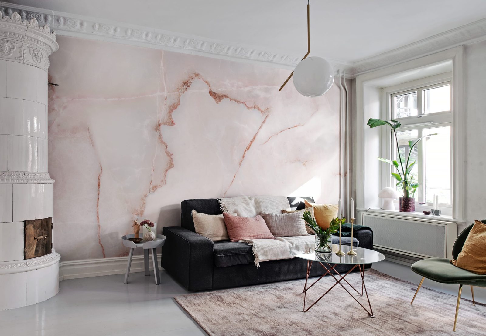 Rose Quartz, Rebel Walls 2